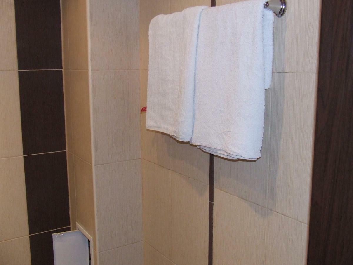 Asparuhov Guest Rooms And Apartments Varna Buitenkant foto